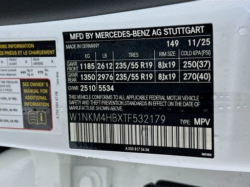 Used 2026 Mercedes-Benz GLC 300 4MATIC image 31