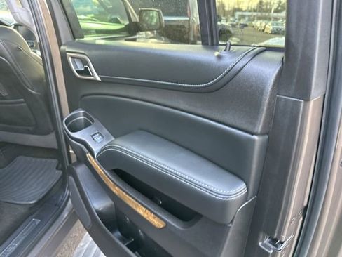 Used 2016 GMC Yukon XL Denali w/ Open Road Package image 17