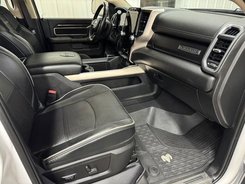 Used 2022 RAM 3500 Laramie AWD/4WD image 16