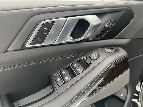 New 2026 BMW X5 xDrive50e w/ M Sport Package image 22