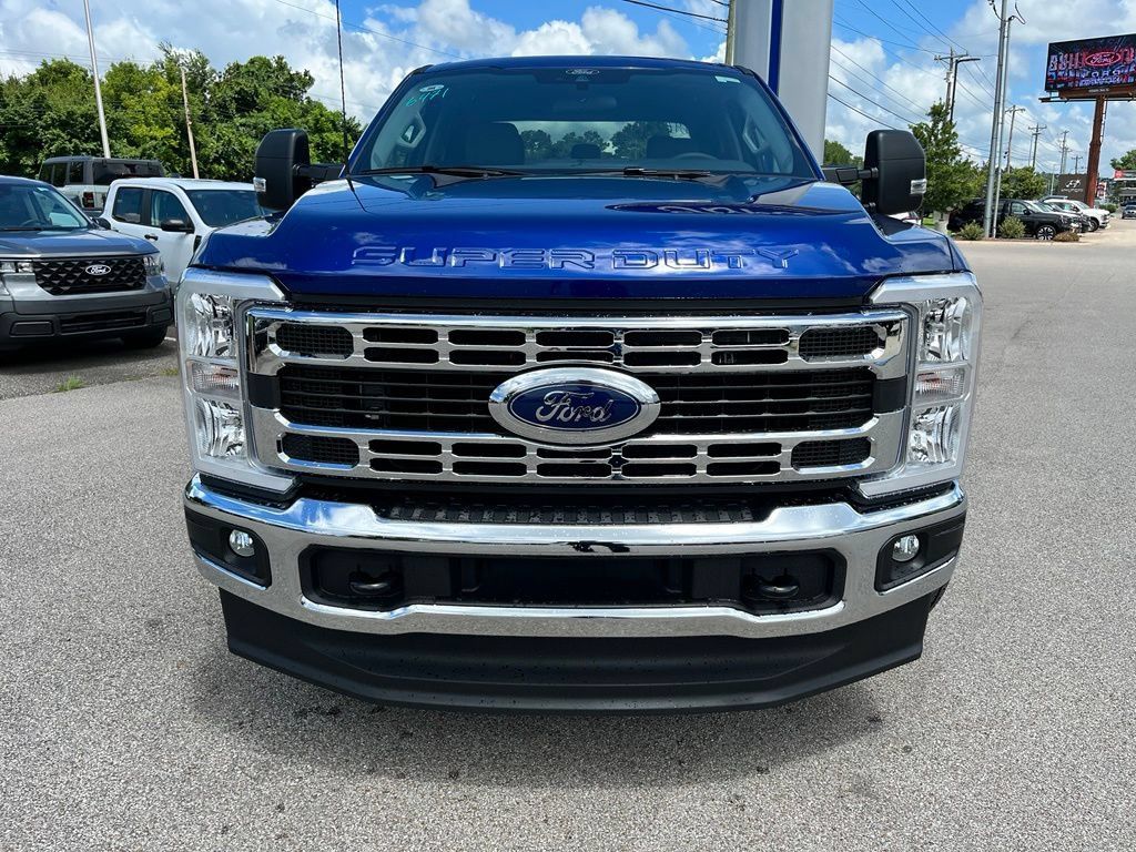 New 2026 Ford F250 XLT AWD/4WD image 2