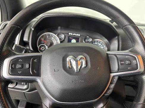 Used 2024 RAM 3500 SLT image 10