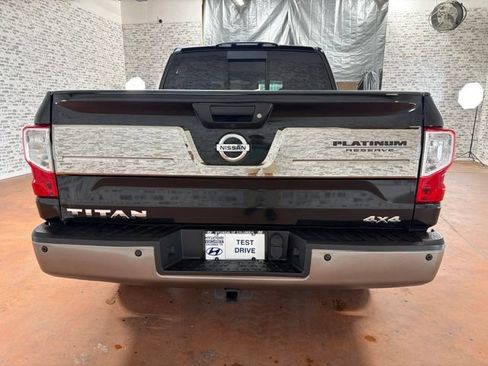 Used 2019 Nissan Titan Platinum Reserve AWD/4WD image 5
