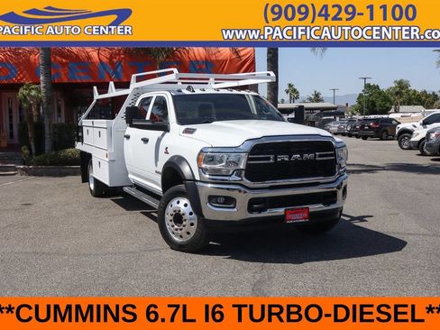 Used 2022 RAM 5500 Tradesman w/ Chrome Appearance Group RWD image 1