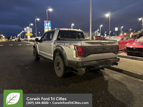 Used 2018 Ford F150 Raptor w/ Equipment Group 802A Luxury image 10
