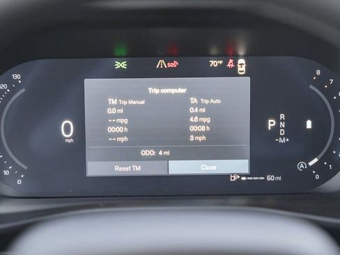 New 2026 Volvo XC40 B4 Plus w/ Protection Package Premier image 42