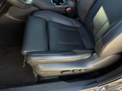 Used 2024 Subaru Outback Limited AWD/4WD image 11
