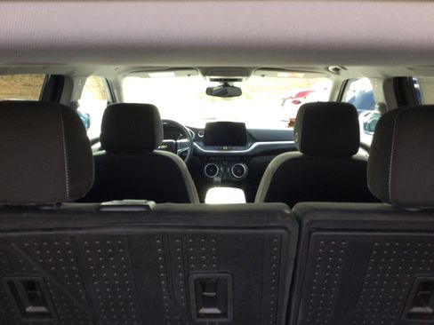 Used 2024 Chevrolet Blazer LT w/ Convenience Package image 10