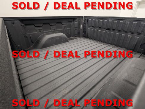 Used 2022 GMC Sierra 1500 Elevation image 23