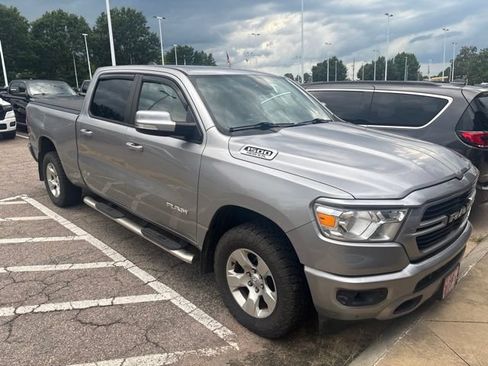 Used 2019 RAM 1500 Big Horn AWD/4WD image 3