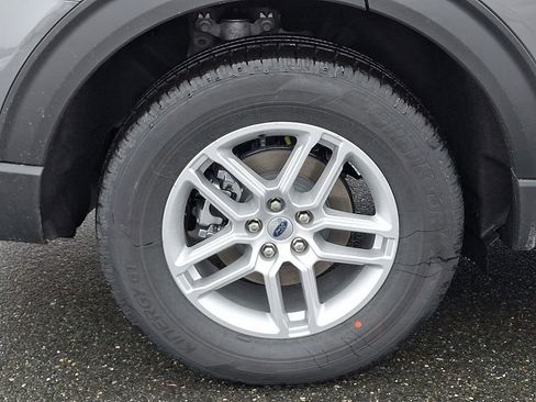 New 2026 Ford Explorer Active image 5