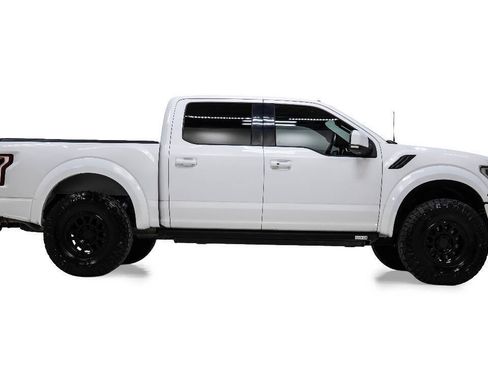 Used 2017 Ford F150 Raptor w/ Equipment Group 802A Luxury AWD/4WD image 5