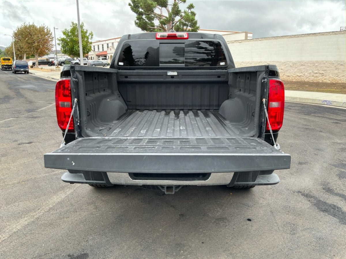 Used 2017 Chevrolet Colorado LT w/ Luxury Package, Chrome RWD image 21