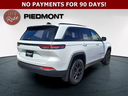 New 2026 Jeep Grand Cherokee Altitude AWD/4WD image 6