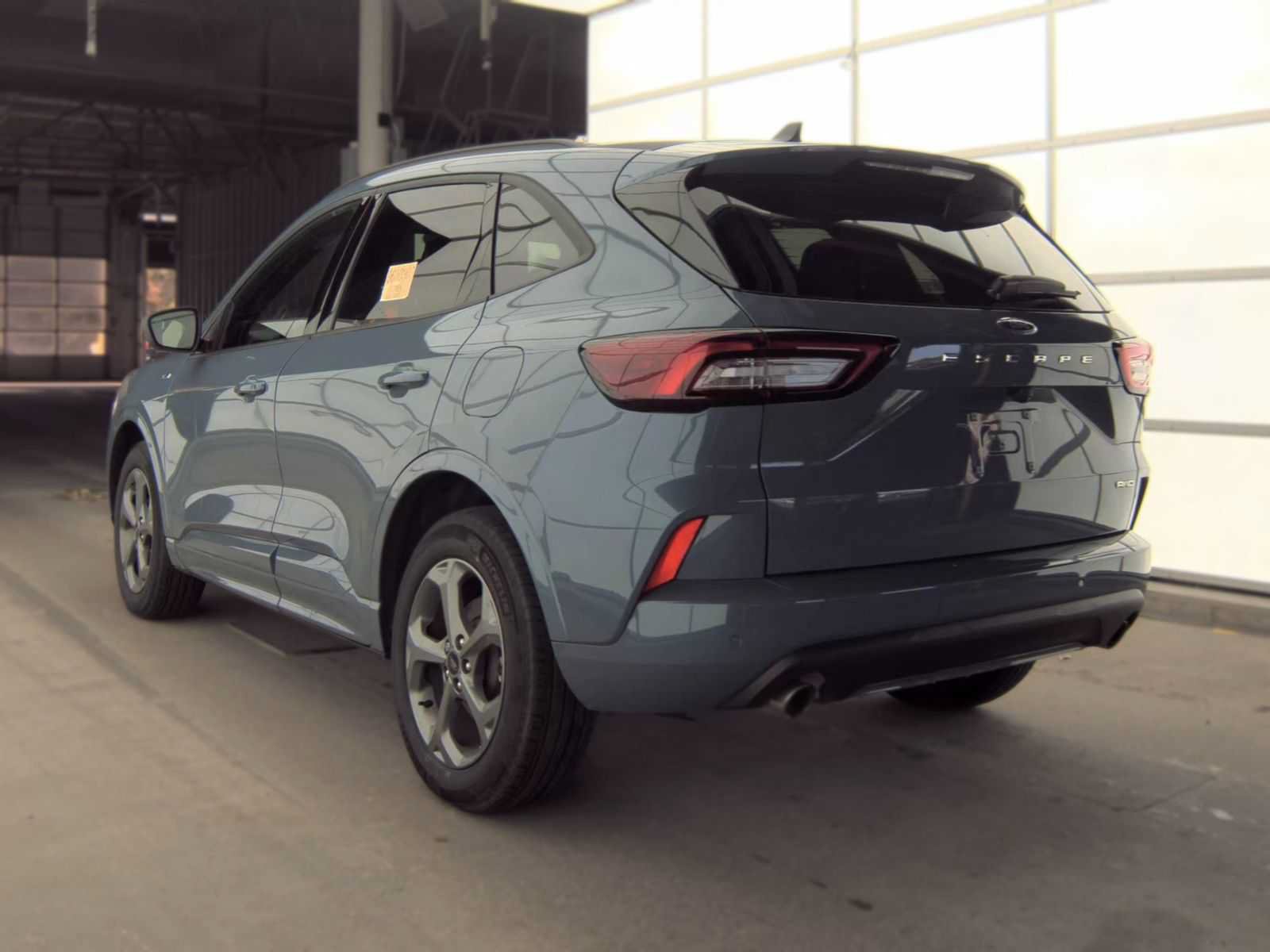 Used 2024 Ford Escape ST-Line w/ Tech Pack #1 AWD/4WD image 4