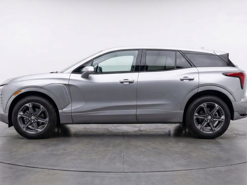 Used 2025 Chevrolet Blazer LT FWD image 5