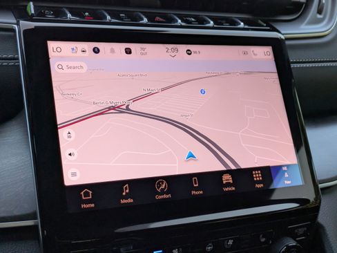 New 2025 Jeep Grand Cherokee L Limited w/ Luxury Tech Group II image 24