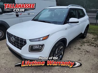 Used 2025 Hyundai Venue SEL