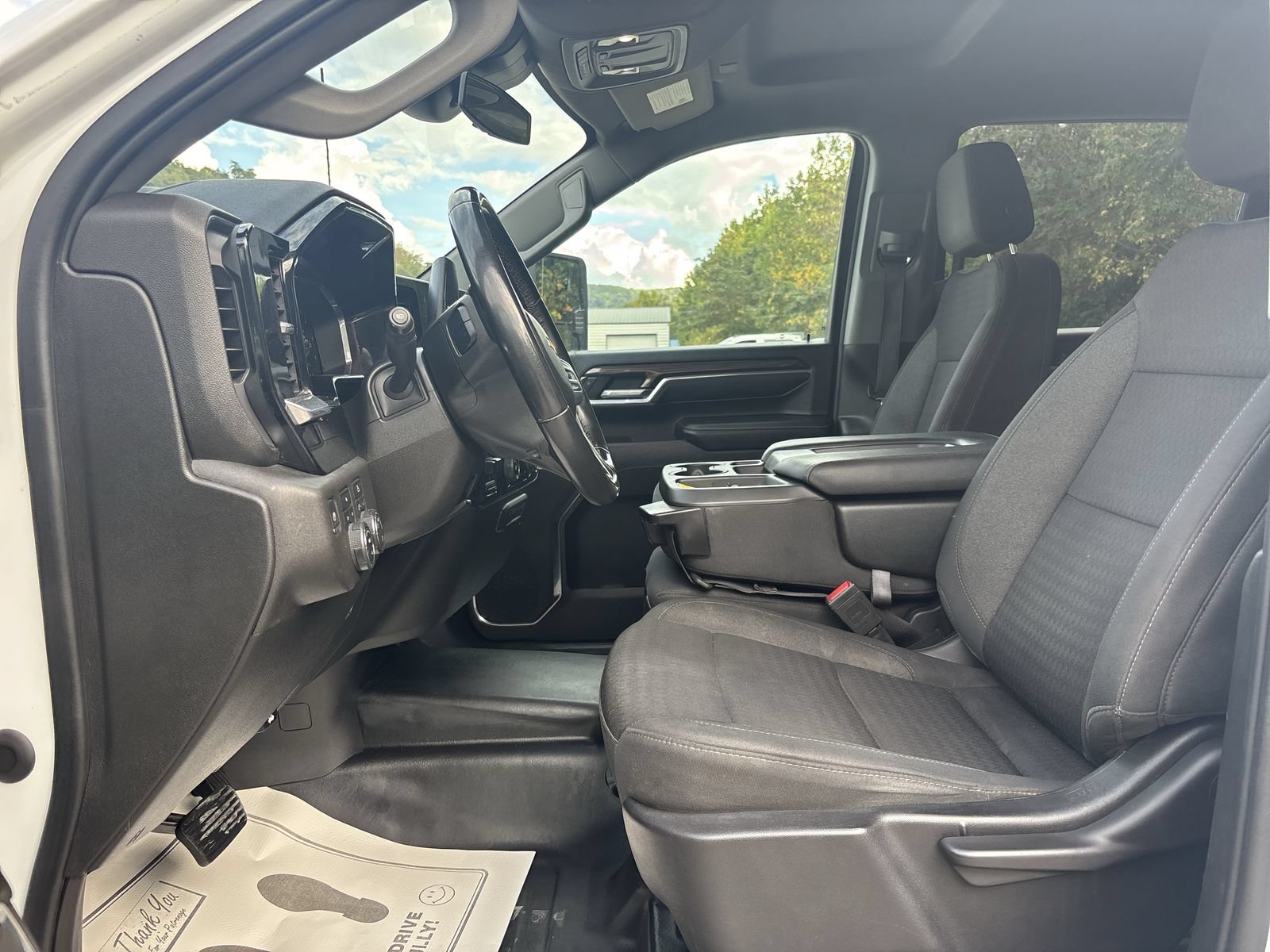 Used 2024 Chevrolet Silverado 3500 LT AWD/4WD image 14