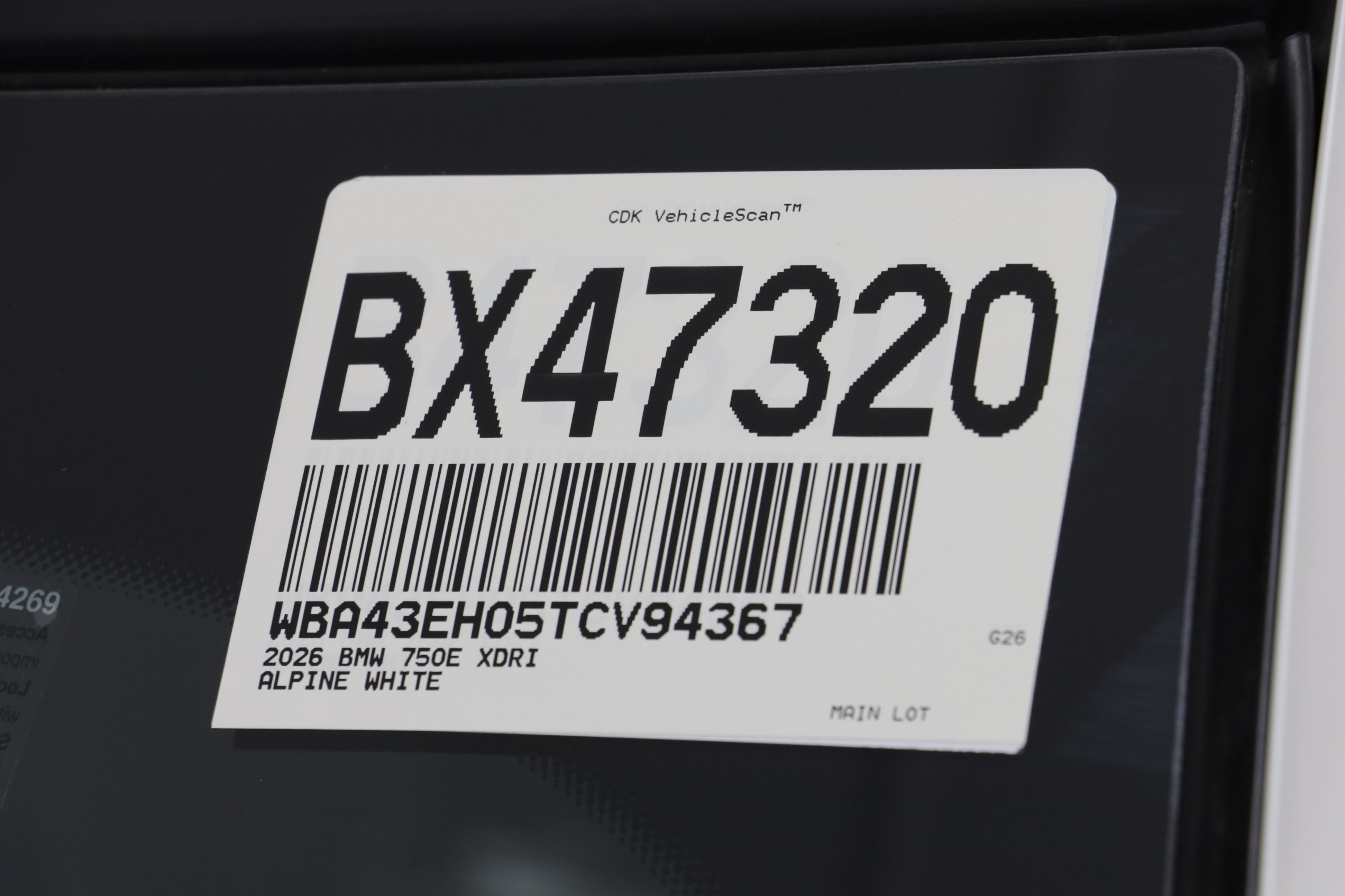 Used 2026 BMW 750e xDrive w/ Autobahn Package AWD/4WD image 28
