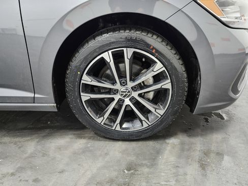 Used 2023 Volkswagen Jetta Sport image 10