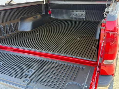 Used 2001 Ford F250 Lariat image 11