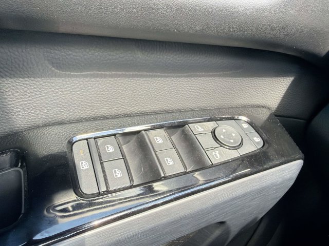 New 2026 Nissan Pathfinder SL w/ SL Premium Package AWD/4WD image 23