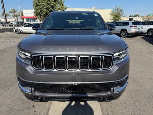 New 2025 Jeep Wagoneer 4WD w/ HD Trailer Tow Package image 2