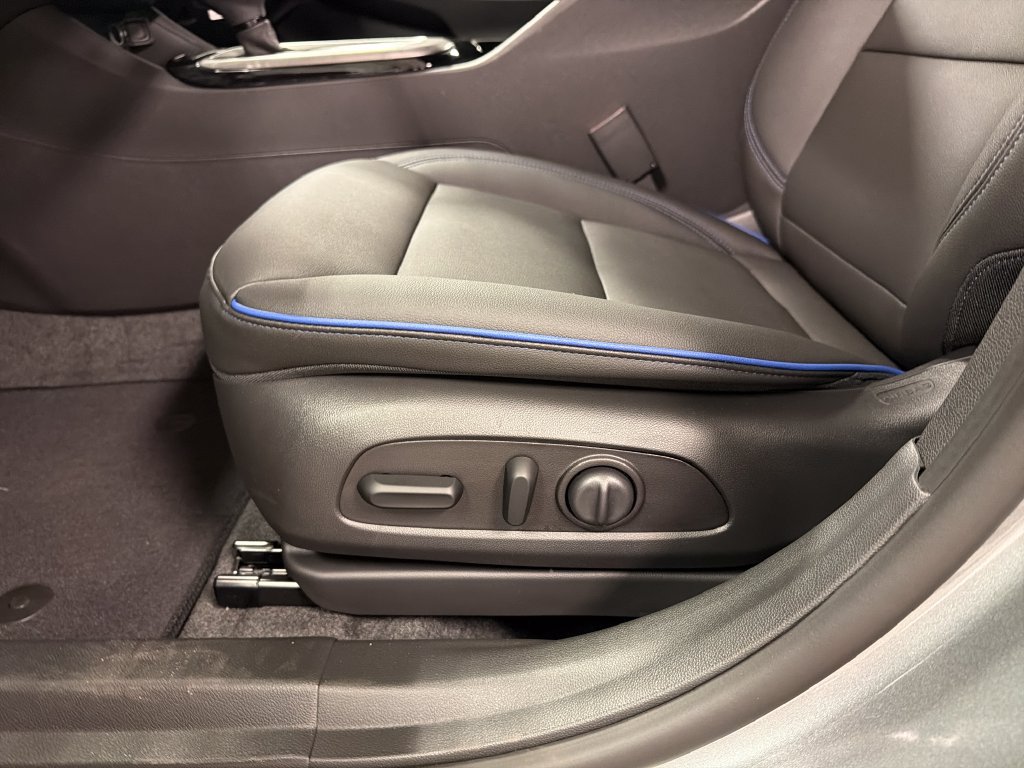 New 2026 Buick Envista Sport Touring w/ Convenience I Package FWD image 26