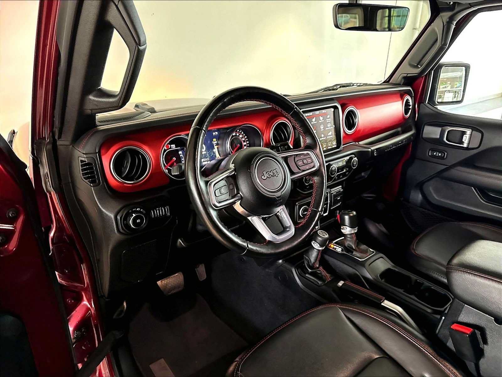 Used 2021 Jeep Wrangler Unlimited Rubicon AWD/4WD image 7