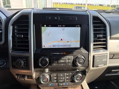 Used 2019 Ford F250 Lariat w/ Lariat Ultimate Package AWD/4WD image 21