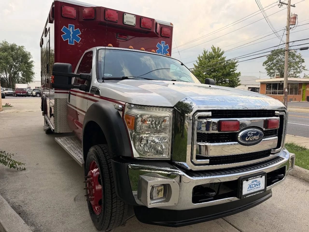 Used 2012 Ford F450 XLT w/ Ambulance Preparation Pkg RWD image 4