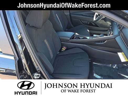 New 2026 Hyundai Elantra SEL Sport Premium FWD image 23