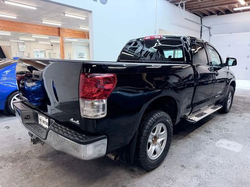 Used 2013 Toyota Tundra 4x4 Double Cab w/ Tow Pkg image 8