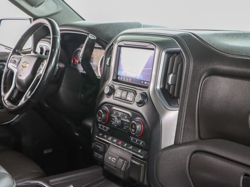 Used 2019 Chevrolet Silverado 1500 LTZ w/ LTZ Premium Package AWD/4WD image 30