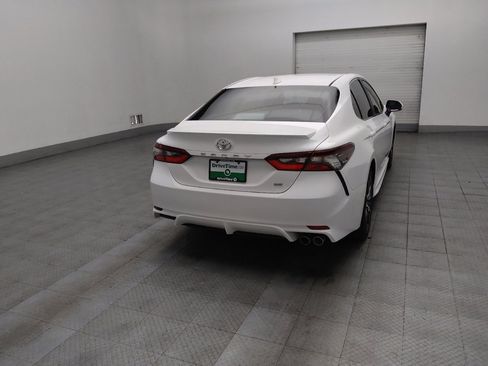 Used 2023 Toyota Camry SE image 9