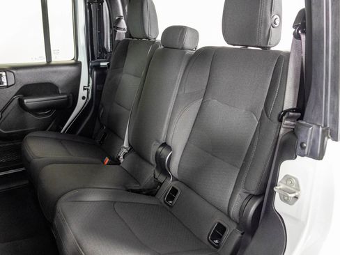 Used 2023 Jeep Gladiator Sport w/ Trailer Tow Package image 34