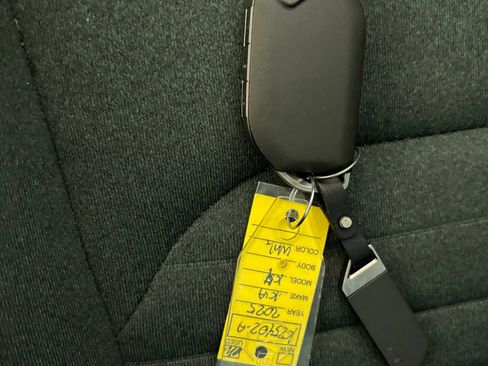 Used 2025 Kia K4 EX FWD image 13