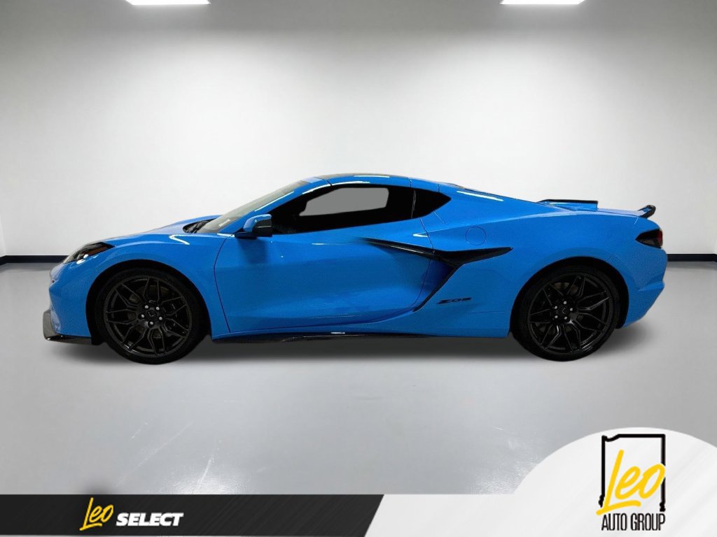 Used 2024 Chevrolet Corvette Z06 RWD image 11