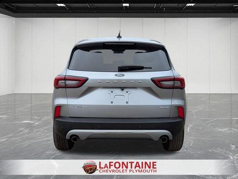 Used 2023 Ford Escape Active w/ Tech Pack #1 AWD/4WD image 4