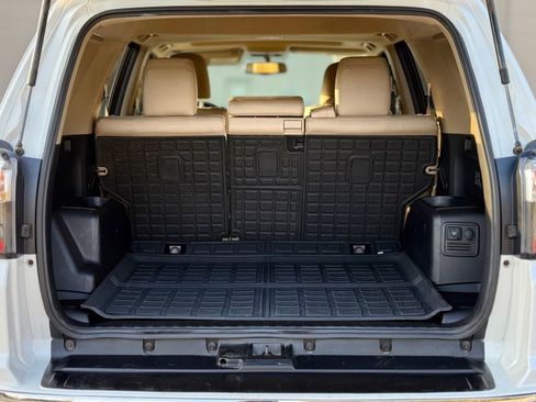 Used 2014 Toyota 4Runner Limited image 51