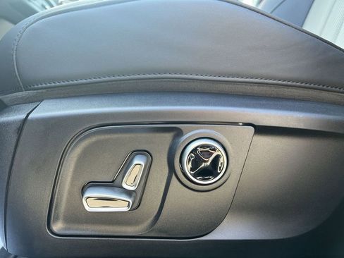 New 2024 Maserati Levante GT Ultima image 12