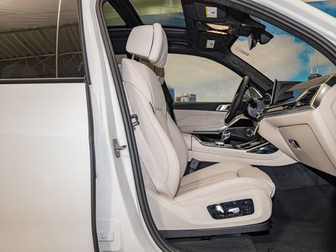 New 2026 BMW ALPINA XB7 AWD/4WD image 21