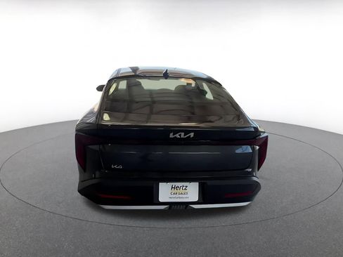 Used 2025 Kia K4 LXS image 11