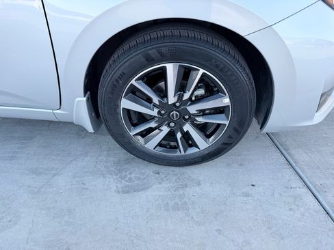 Used 2024 Nissan Versa SV w/ Trunk Package image 23