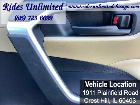 Used 2020 Toyota RAV4 LE image 28