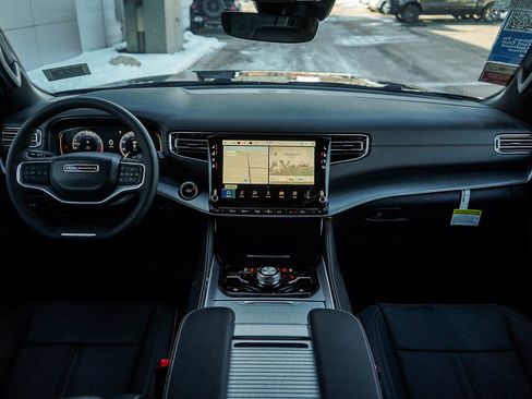 New 2026 Jeep Grand Wagoneer Limited image 15