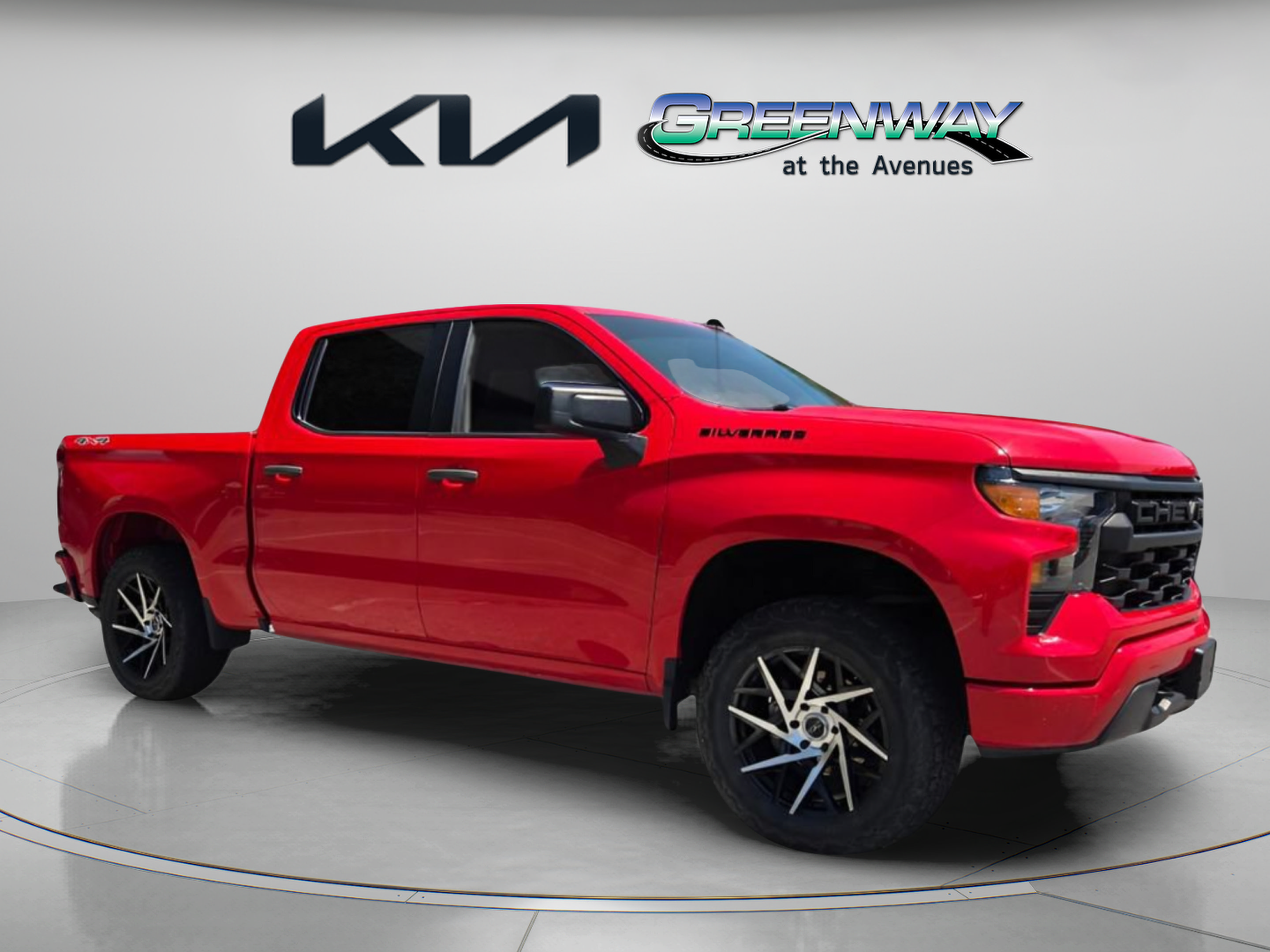 Used 2023 Chevrolet Silverado 1500 Custom AWD/4WD image 1