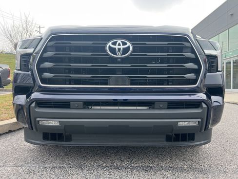 Used 2024 Toyota Sequoia SR5 w/ SR5 Premium Package image 9