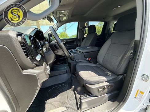 Used 2023 Chevrolet Silverado 1500 LT AWD/4WD image 12
